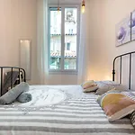 St Vincent - 3 Bedrooms, Magnificent,Vaste, Sunny, A/C, Wifi